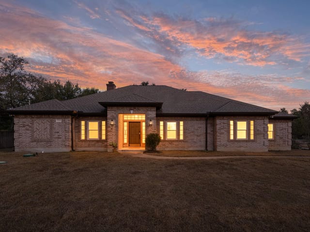 2004 Fountainwood DR