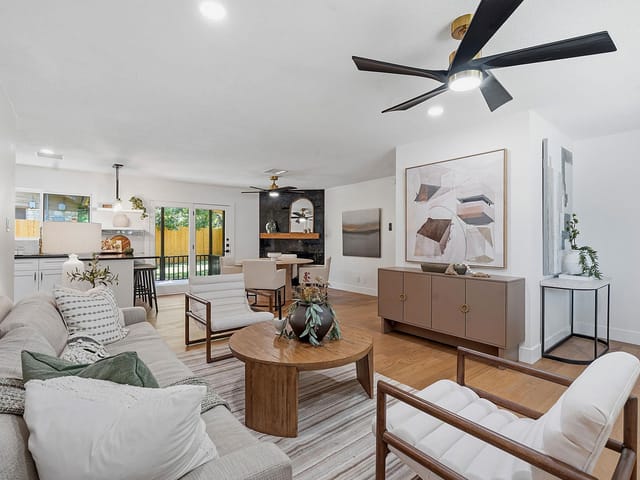 2004 Teakwood DR