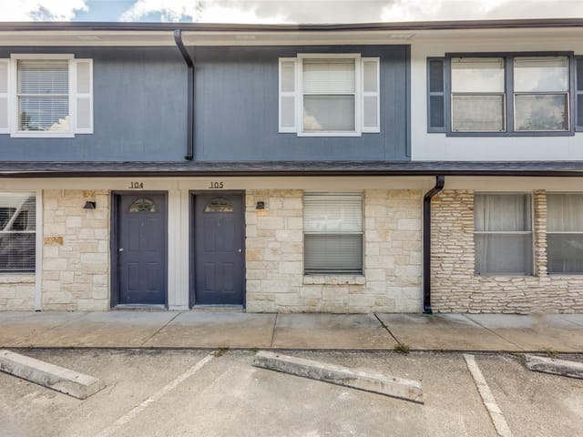 2005 Glen Allen ST Unit #105