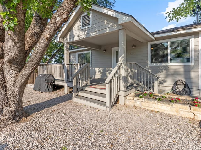 2005 Maxwell Ln Unit #A