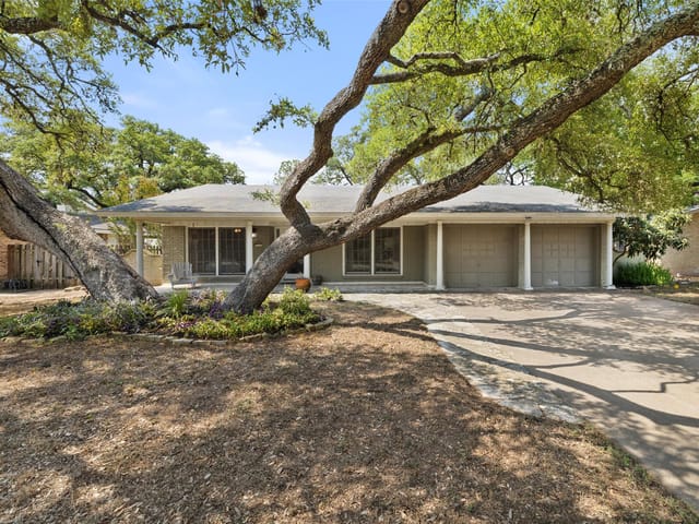 2005 Oakglen DR