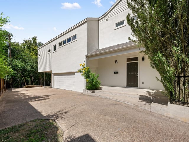 2005 Tower DR Unit #B