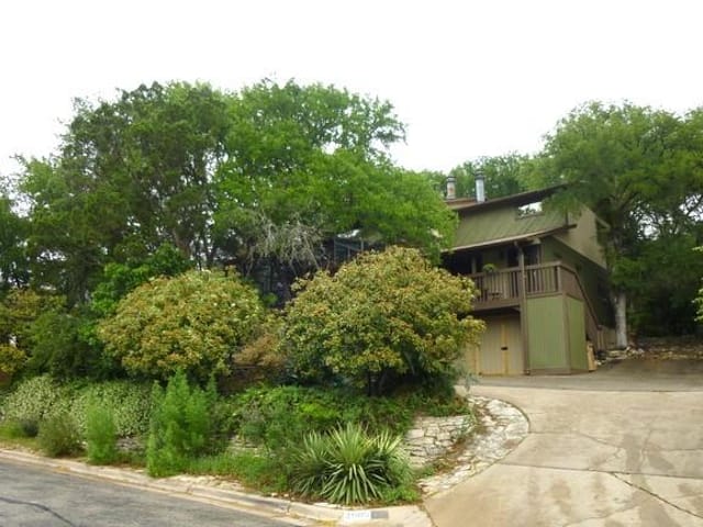 2005 Westridge DR