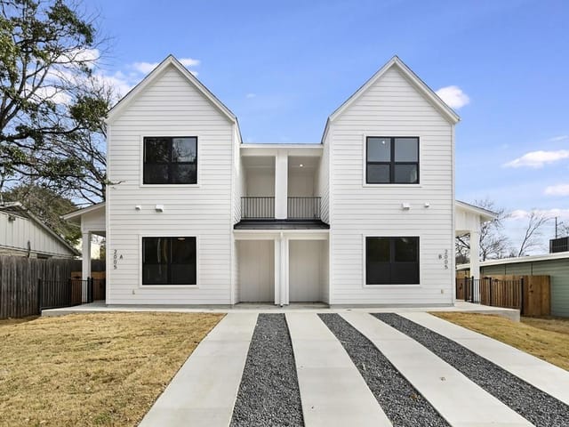 2005 Winsted LN Unit #A