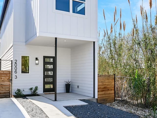 2006 Sl Davis Ave Unit #3