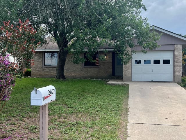 2007 Castle Gate Cir