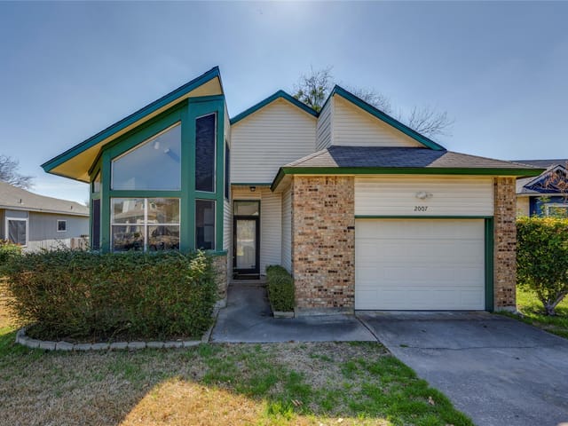 2007 Castle View DR