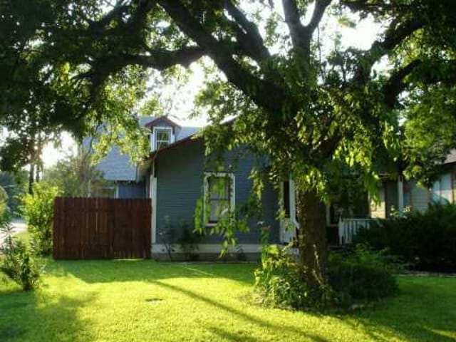 2008 S 2nd St