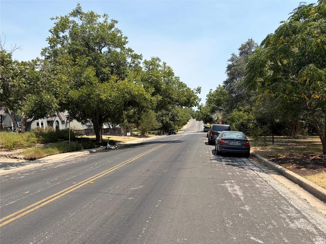 2008 Travis Heights BLVD