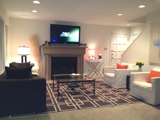 2009 Ashby Ave Unit #B
