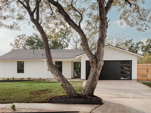 2009 Lear Ln
