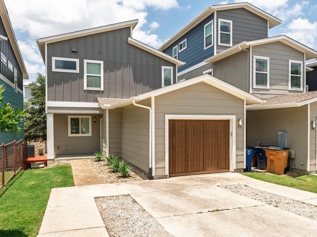 2009 Sager DR Unit #270C