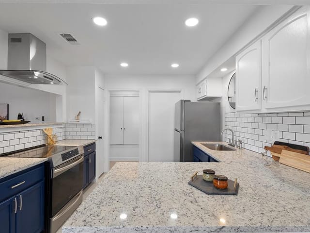 2009 Sandberg DR Unit #159