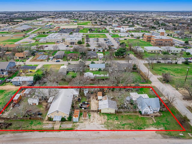 201-205 S Highway 183