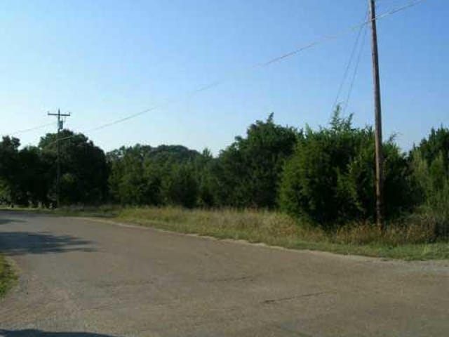 201 Clear Springs RD