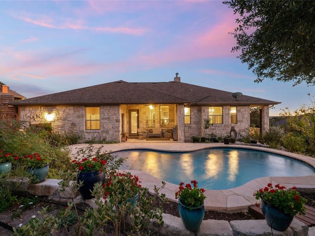 201 Greenridge Ln