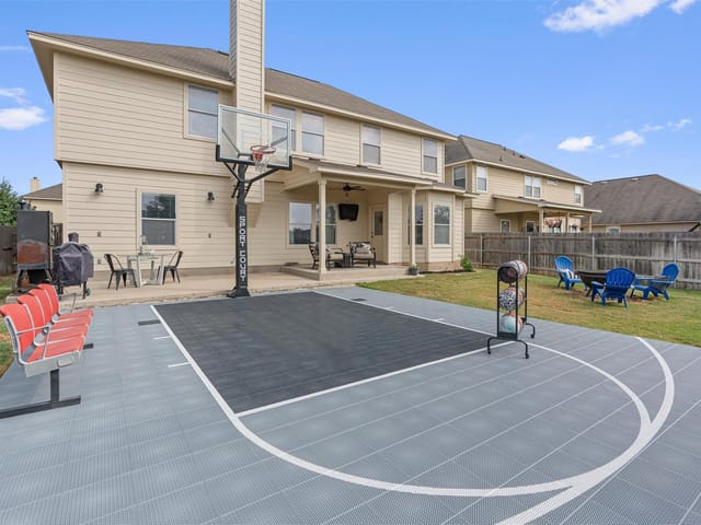 201 Prospector Ln