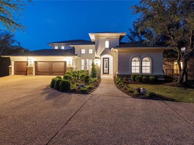 201 Santaluz Ln