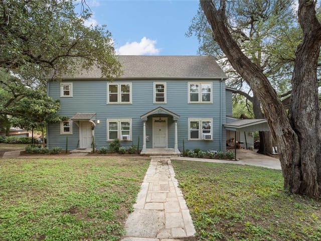 201 W 31st ST Unit #H