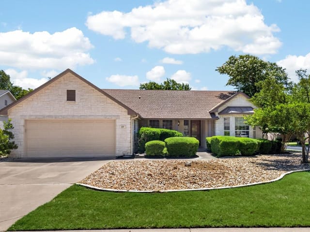 201 Whispering Wind DR