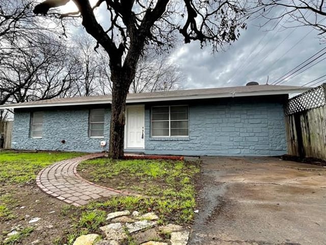 201 Winchester Ct