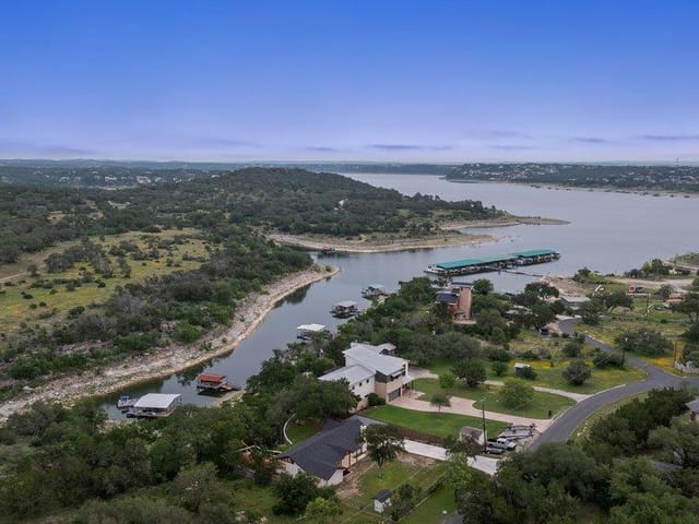 20100 Siesta Shores Dr