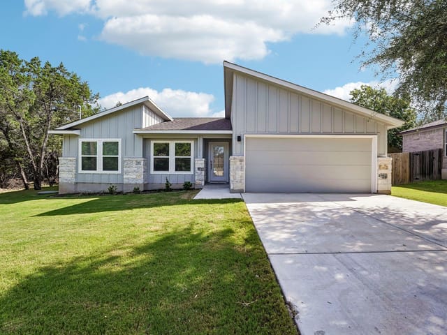 20102 Lee LN