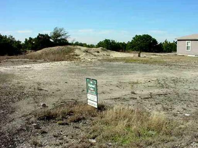 20105 TRAVIS DR