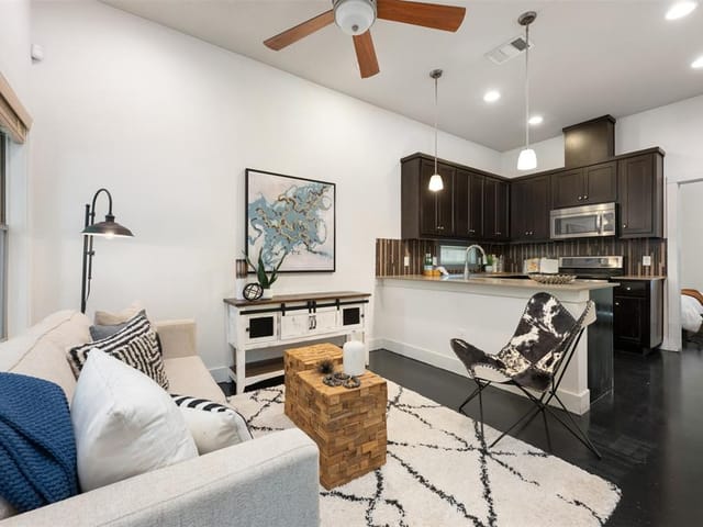 2011 Haskell St Unit #B