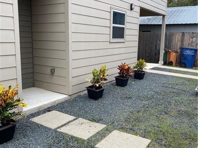 2012 Willow St Unit #B