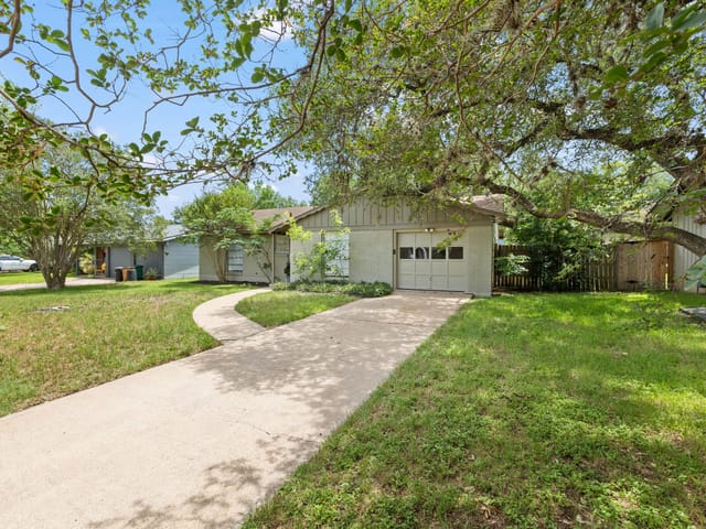 2015 Fair Oaks DR
