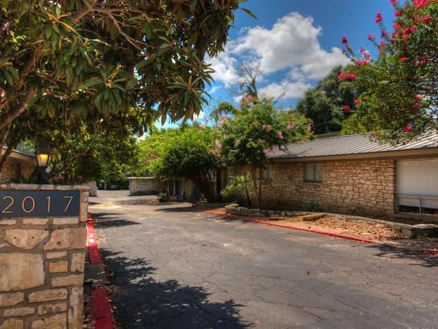 2017 Bluebonnet LN Unit #202