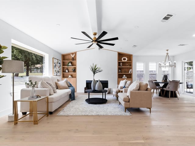 2018 Lear Ln