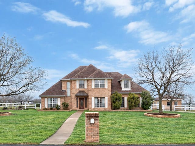 202 Highpoint Way