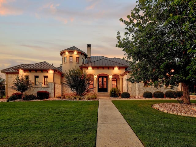 202 Hillstone TRL