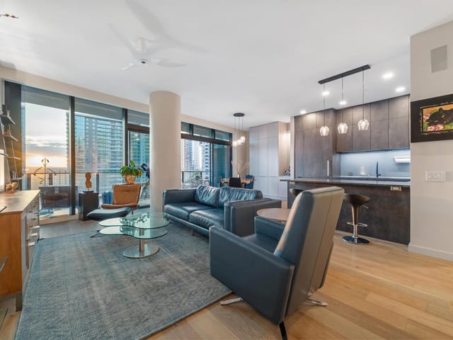 202 Nueces St Unit #1607