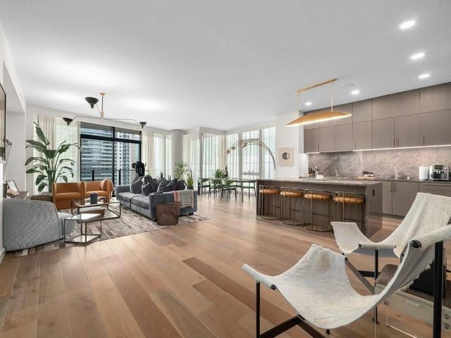 202 Nueces ST Unit #1906