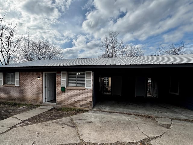 202 W North Loop BLVD Unit #A