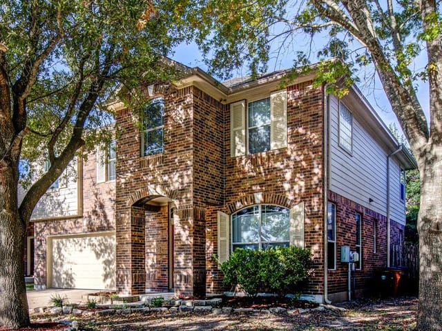 2020 Petrified Forest Dr