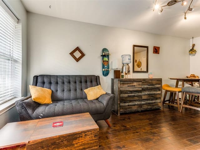 2020 S Congress Ave Unit #1124