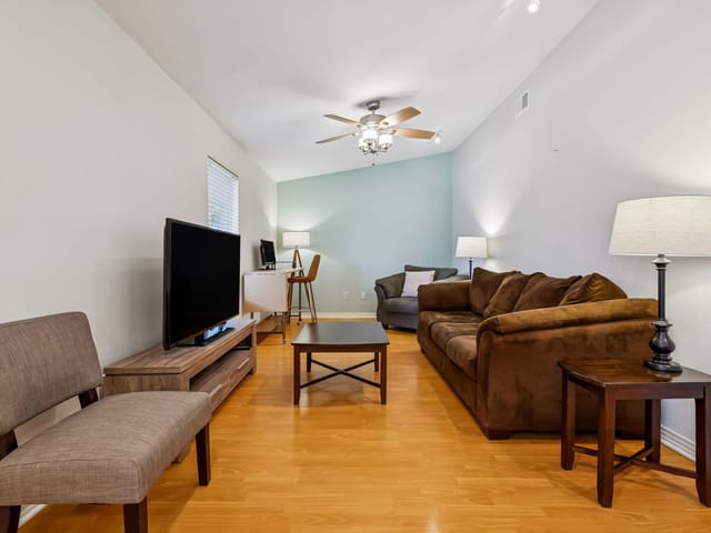 2021 Bluebonnet Ln Unit #210
