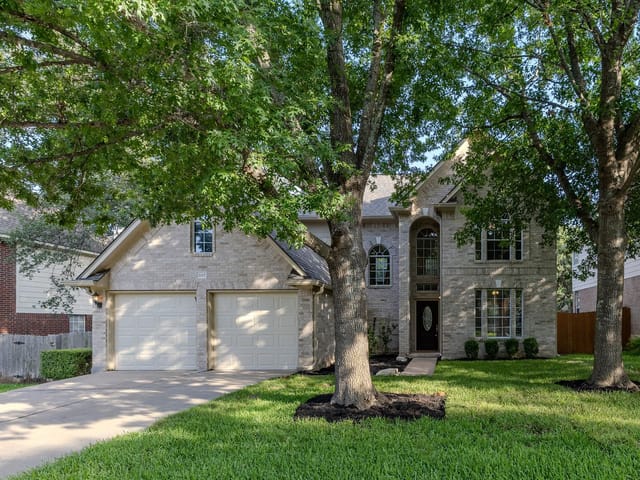 2021 Woodglen DR