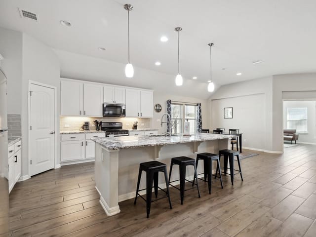 20217 Great Egret LN