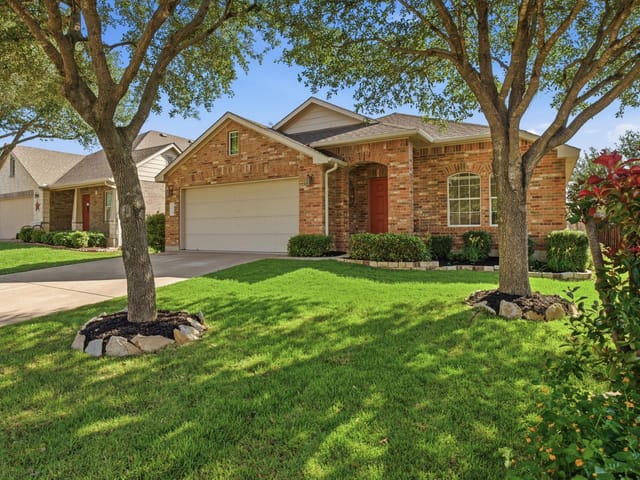 2024 Pecan Valley Dr