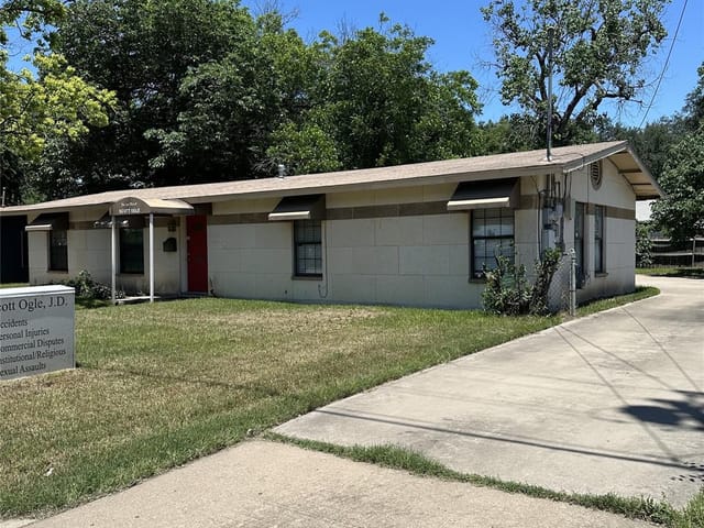 2028 W Ben White BLVD