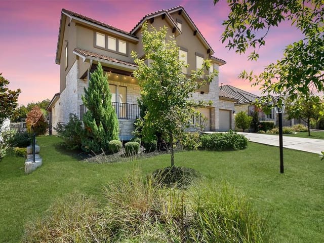 203 Antigua Way
