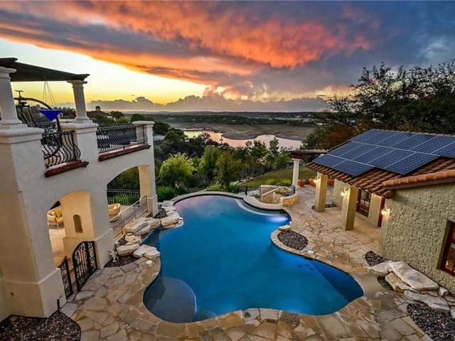 203 Bella Riva Dr