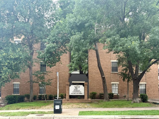 203 E 31st St Unit #101