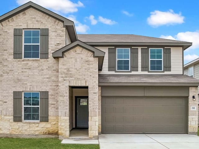 203 MUSTANG LAKE CIR