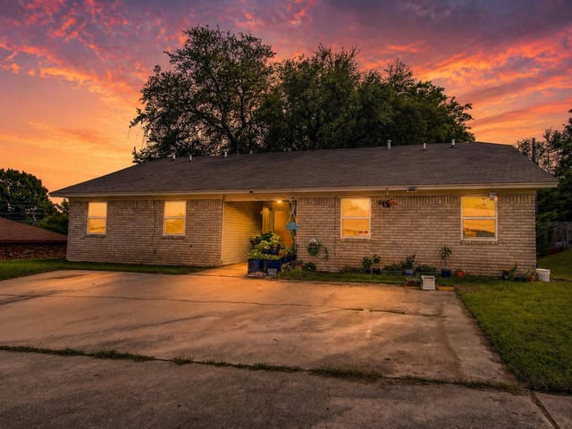 203 Sorrell Dr Unit #A & B
